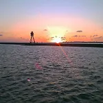 Strandvilla Janine بوركم
