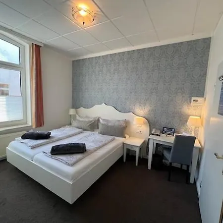 ホテル Strandvilla Janine 3*