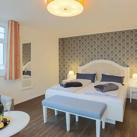 Hotel Strandvilla Janine 3*